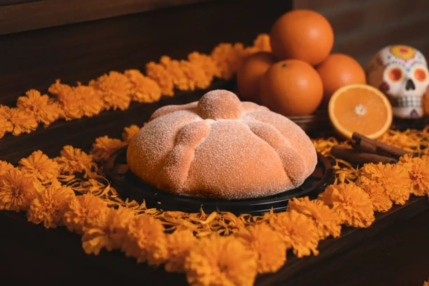 Pan de muerto, pan muerto, pan de muerto tradicional, pan de muerto de mantequilla