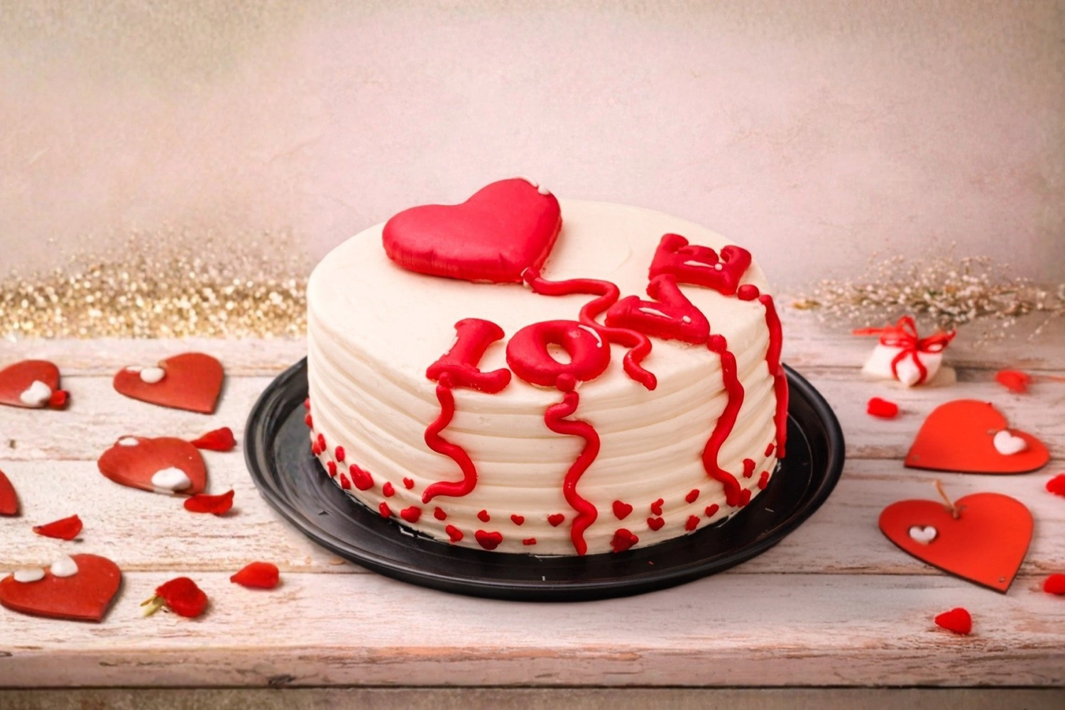 Pastel de San Valentín con decoración Love y corazón rojo para el 14 de febrero, regalos personalizados 14 de febrero, postres para San Valentín